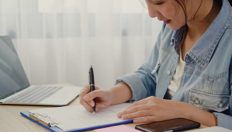 Tes online untuk sertifikat TOEFL